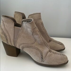 Francesca’s gray taupe bootie with stitch detailing